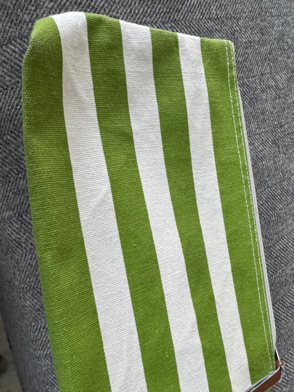 NWOT, TWO LOOPS, GREEN AND WHITE 1” STRIPE, COTTON CANVAS, ZIPPERED POUCH